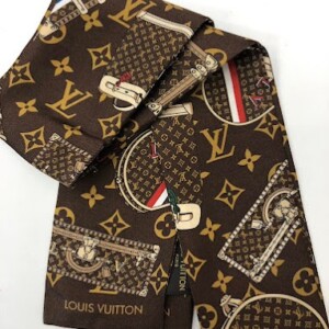 LOUIS VUITTON　ルイヴィトン　スカーフ　シルク