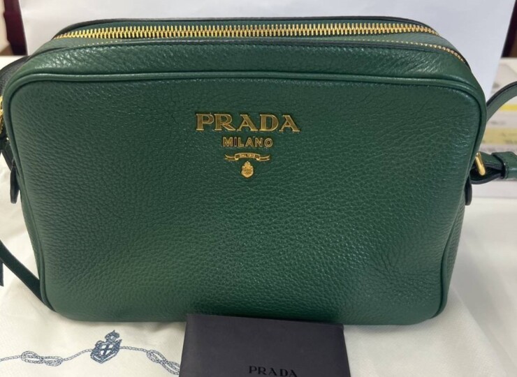 PRADA　プラダ　ショルダーバッグ・ポシェット