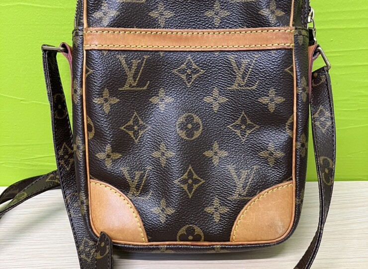 LOUIS VUITTON　ルイヴィトン　モノグラム　ダヌーブ