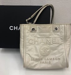 CHANEL　シャネル　ドーヴィルPM　ショルダーバッグ